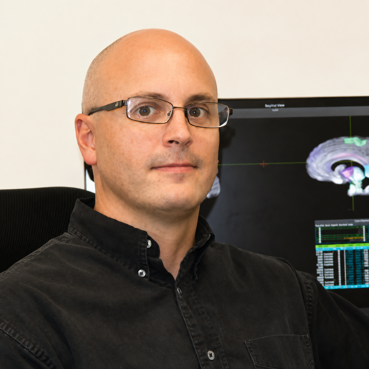 Dr. Luis Concha Loyola
